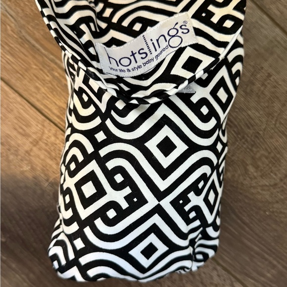 HotSlings Adjustable Wrap - Picture 1 of 1